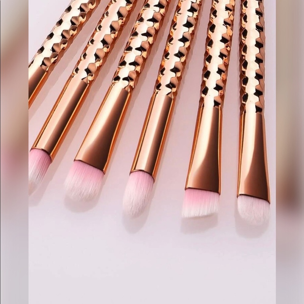 6 pc. Rose gold eye make up brushes set